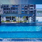 Imperio,Res - Chinoiserie -- Art -- Pool View