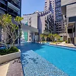 Imperio,Res - Chinoiserie -- Art -- Pool View